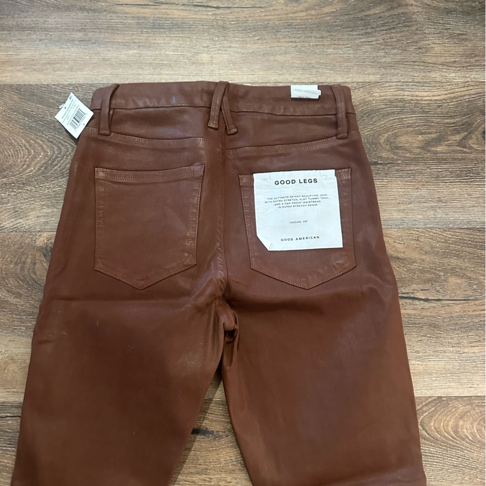 Good American High-Rise Jeans in Brown